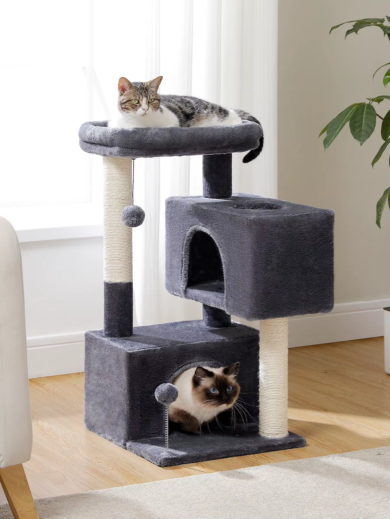 Torre de Diversão para Gatos: Brinquedo Interativo e Estimulante