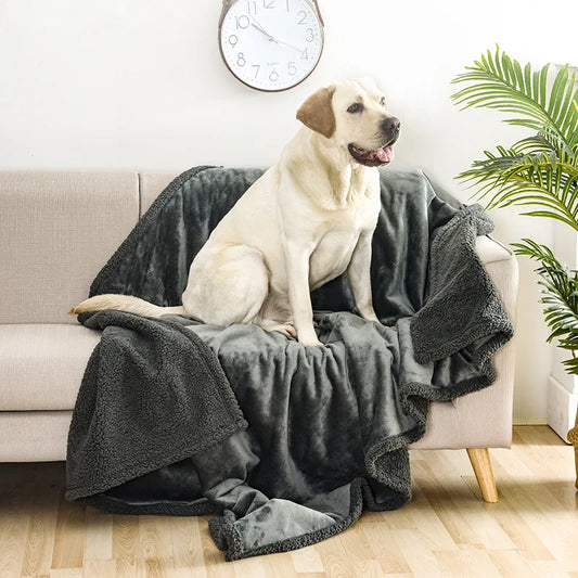 Cobertor Impermeável para Pets - Proteção Reversível para Sofás e Camas