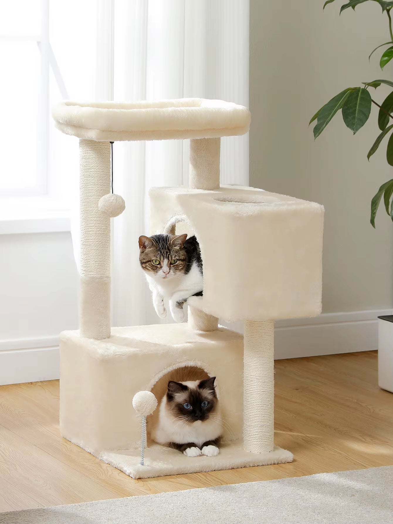 Torre de Diversão para Gatos: Brinquedo Interativo e Estimulante